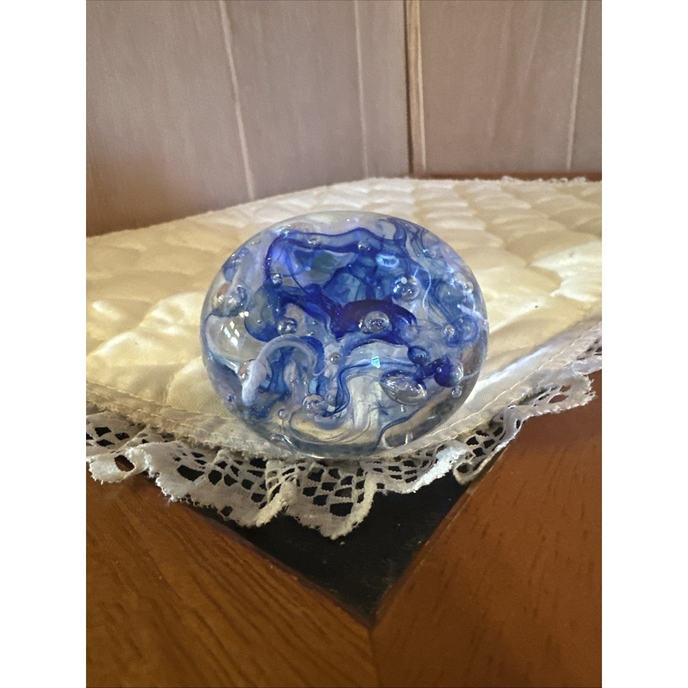 Art‎ Glass Paperweight Blue White Swirl Control Bubbles Artist Signed